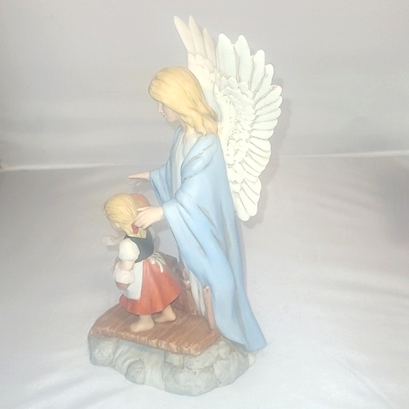 Home Interior 2 Collectible Porcelain Angel Figurines - Picture 6 of 16
